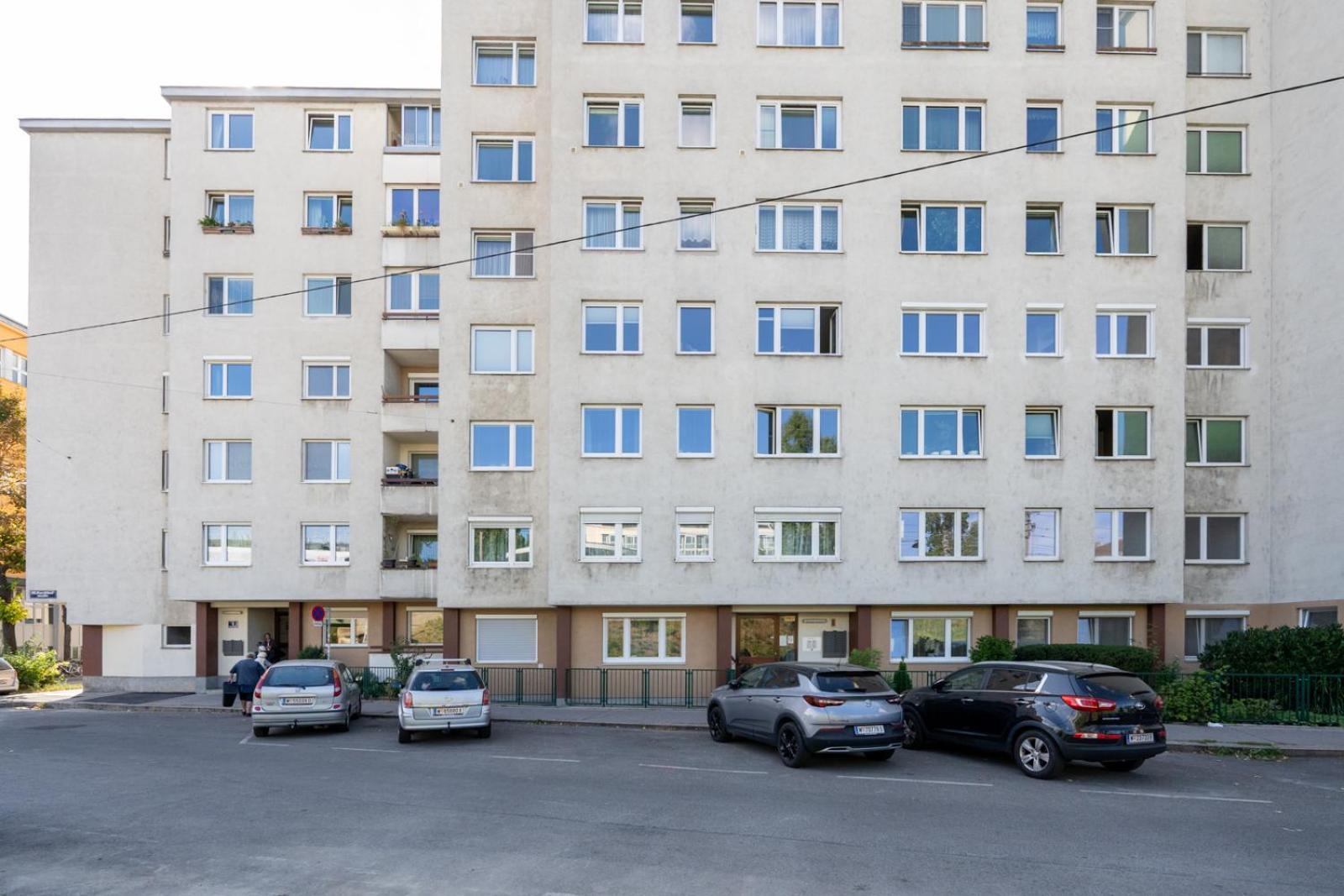 Two Bedrooms - 85 Squaremeters - 4 Min To U6 Dresdner Str Vienna Exterior photo