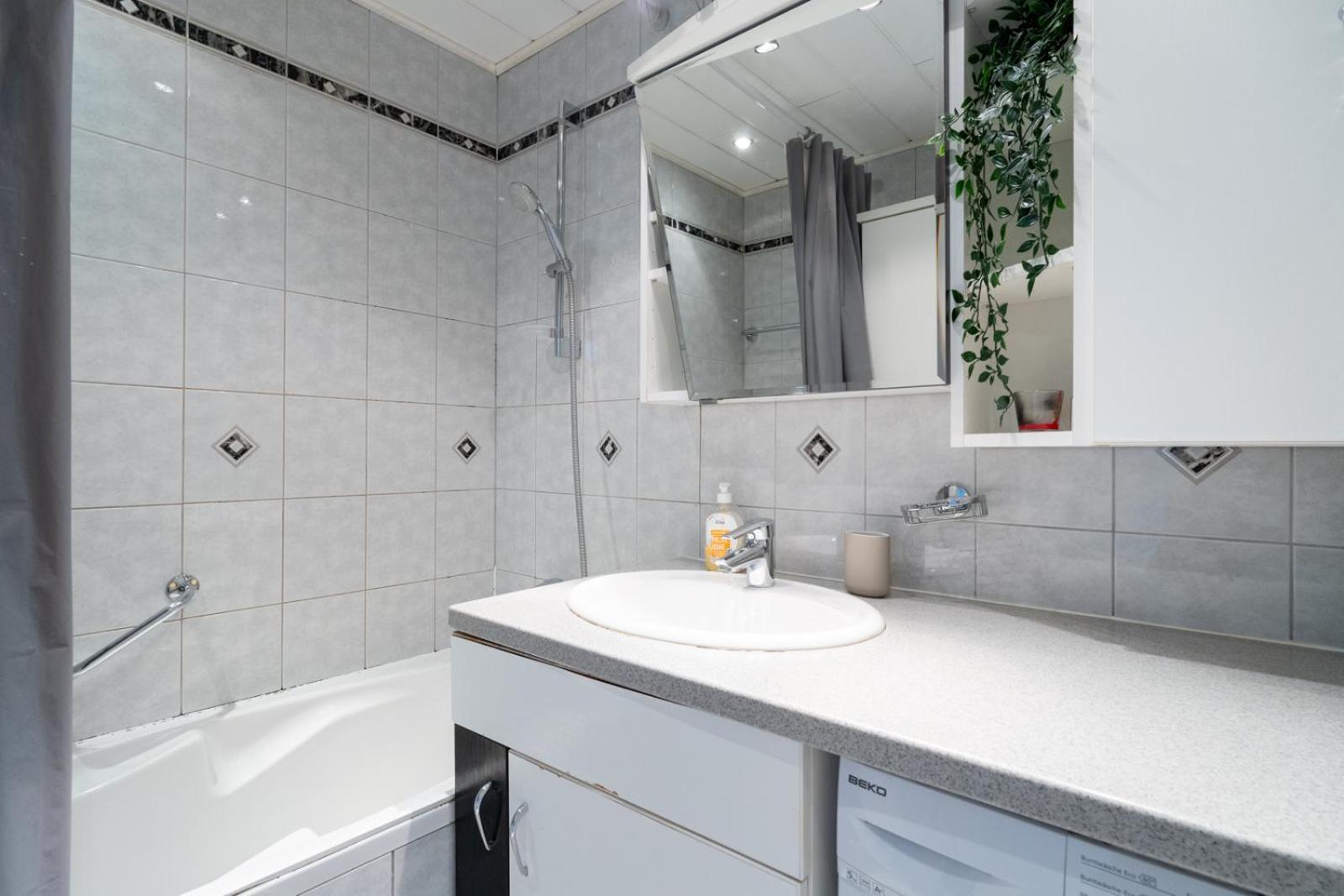 Two Bedrooms - 85 Squaremeters - 4 Min To U6 Dresdner Str Vienna Exterior photo