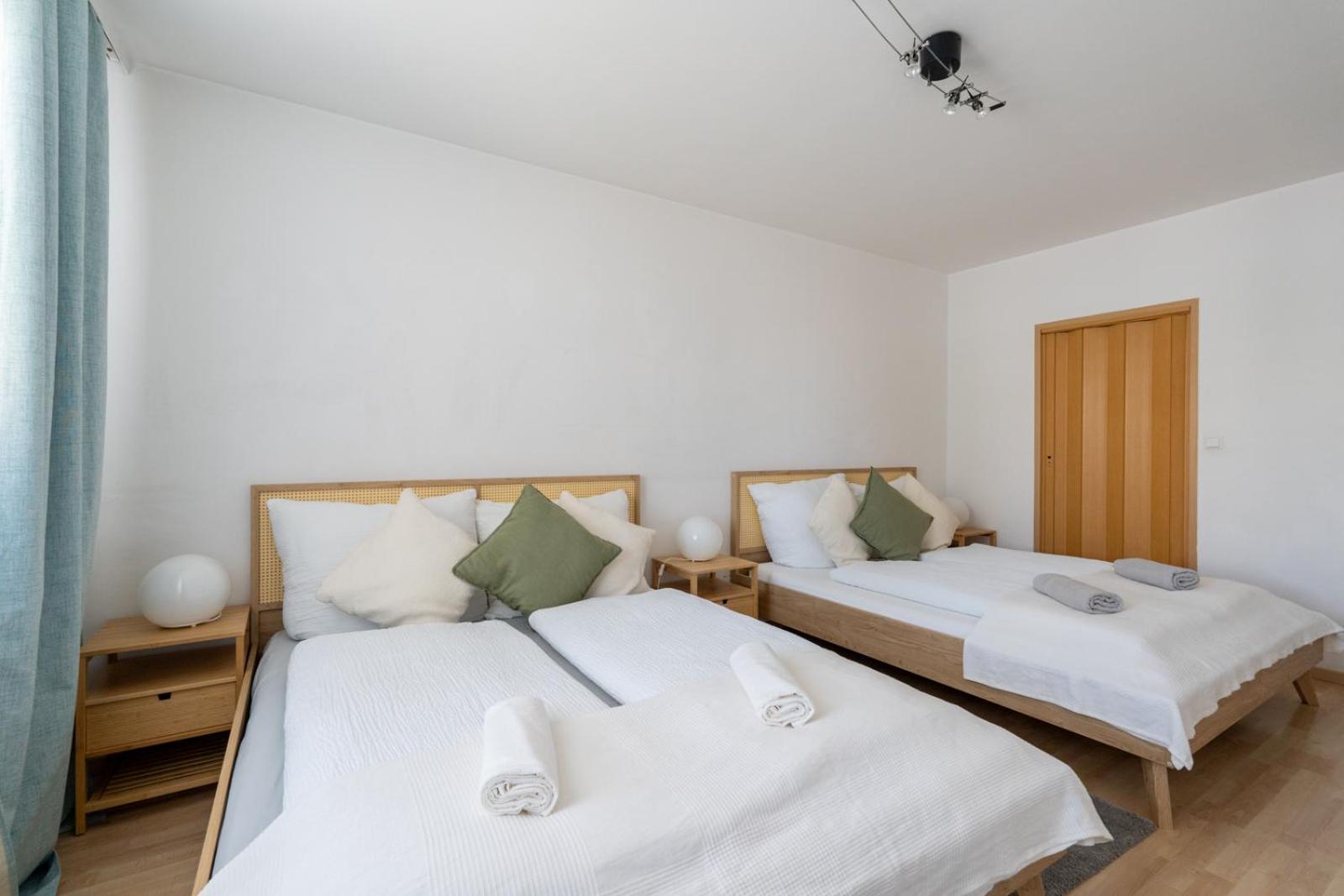 Two Bedrooms - 85 Squaremeters - 4 Min To U6 Dresdner Str Vienna Exterior photo