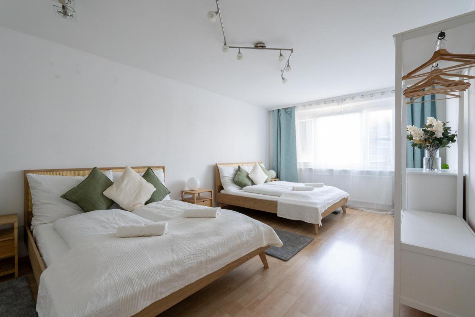 Two Bedrooms - 85 Squaremeters - 4 Min To U6 Dresdner Str Vienna Exterior photo